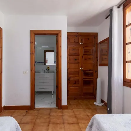 Parque Santiago Iii 235 - Four Bed Willa