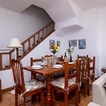 Parque Santiago Iii 235 - Four Bed Vila *