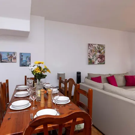 Parque Santiago Iii 235 - Four Bed Villa Playa de las Americas (Tenerife)