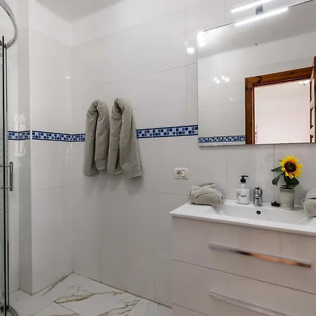 Parque Santiago Iii 235 - Four Bed ヴィラ