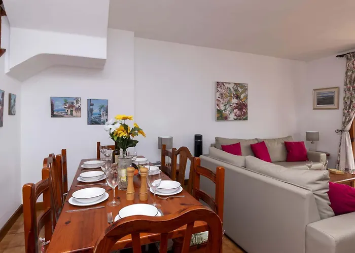 Parque Santiago Iii 235 - Four Bed Villa Playa de las Americas (Tenerife)